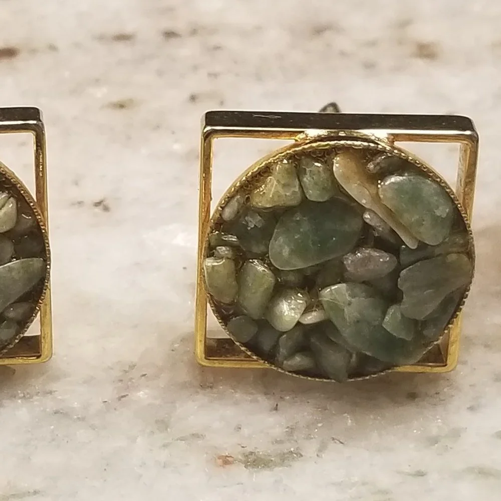 VINTAGE MAYORS GREEN STONE GOLD COLORED METAL CUFFLINKS TIE CLIP